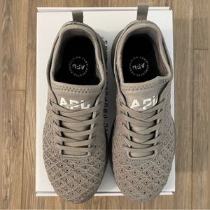 WOMENS APL TechLoom Phantom Sneaker
